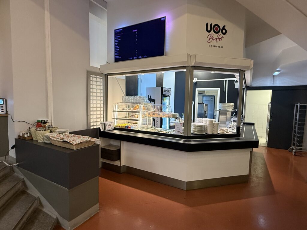 U06 Buffet